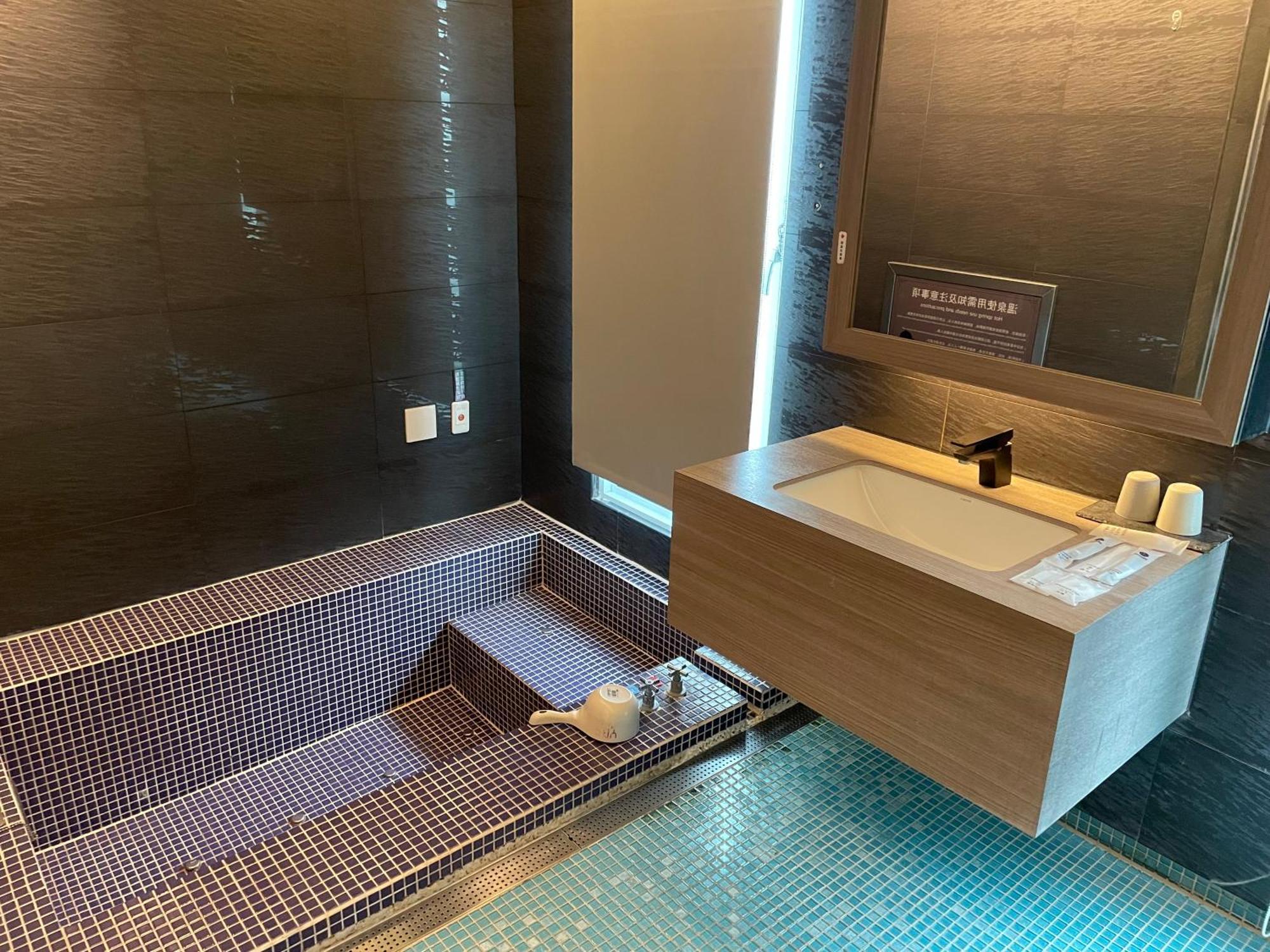 Ya Nold Hot Spring Hotel Jiaoxi Exterior foto